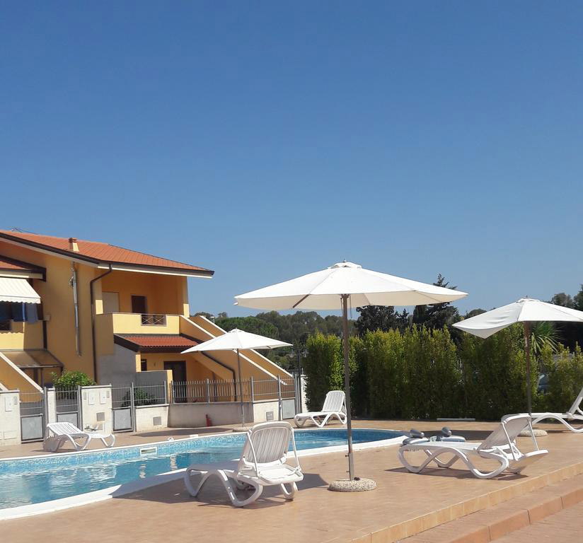 Giardino-Mediterraneo-Pizzo-piscina